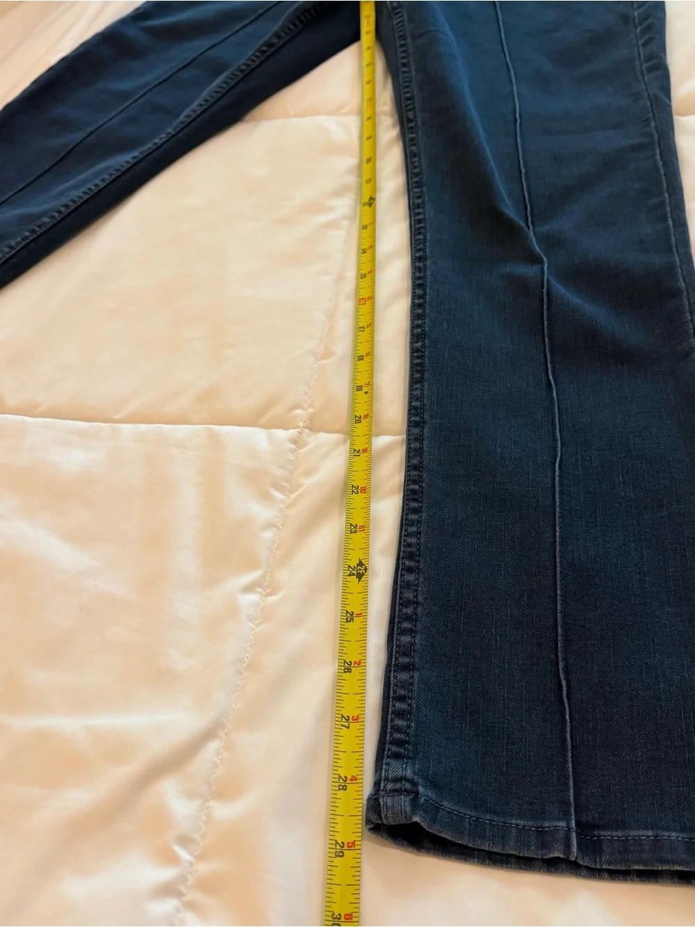 White House Black Market Slim Navy Skinny Jeans NWOT - Picture 7 of 8